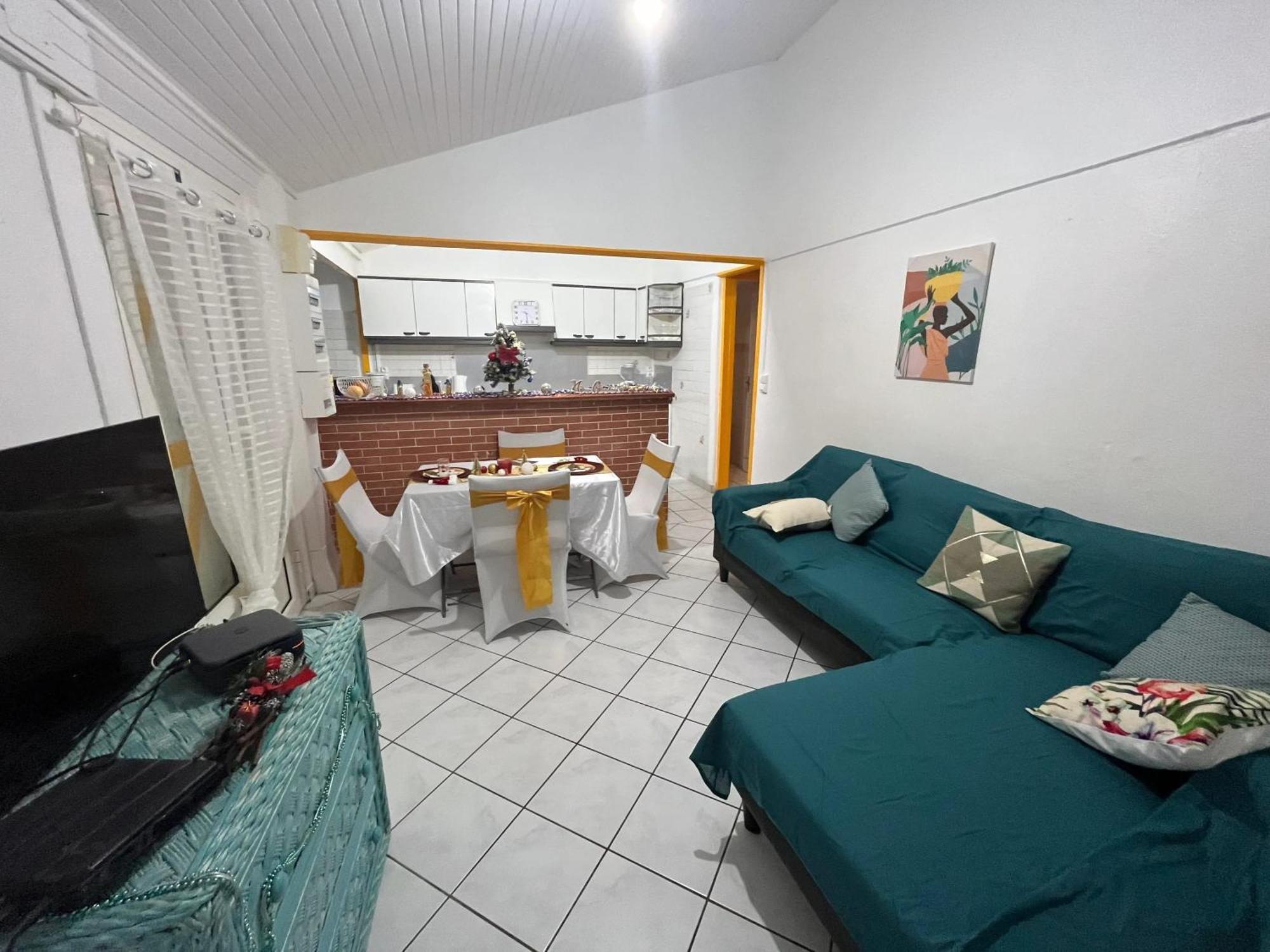 Maison De 3 A Avec Jardin Hébergement de vacances Pointe-Noire